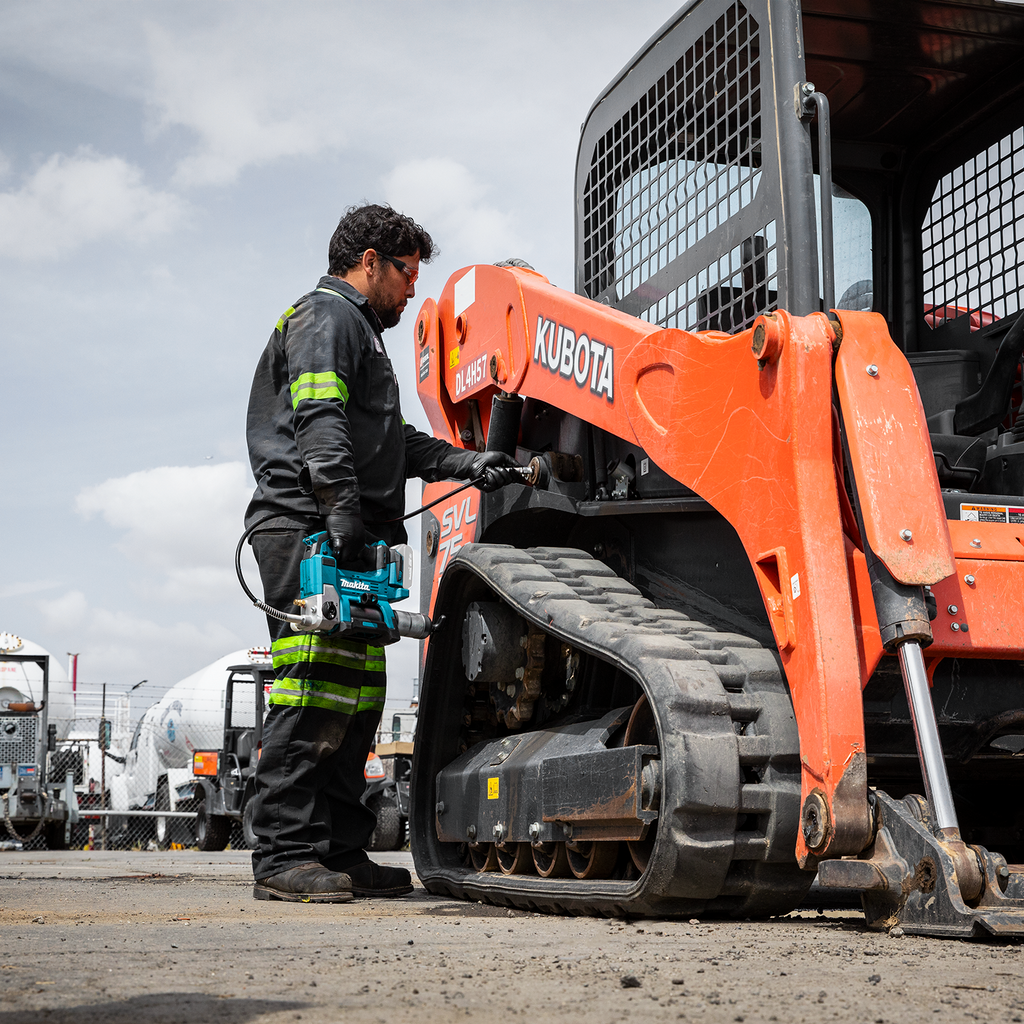 Makita XPG01Z 18V LXT® Lithium‑Ion Cordless Grease Gun, Tool Only