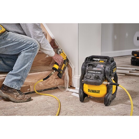 DEWALT DCC2560T1 60V MAX* FLEXVOLT® 2.5 Gallon Cordless Air Compressor